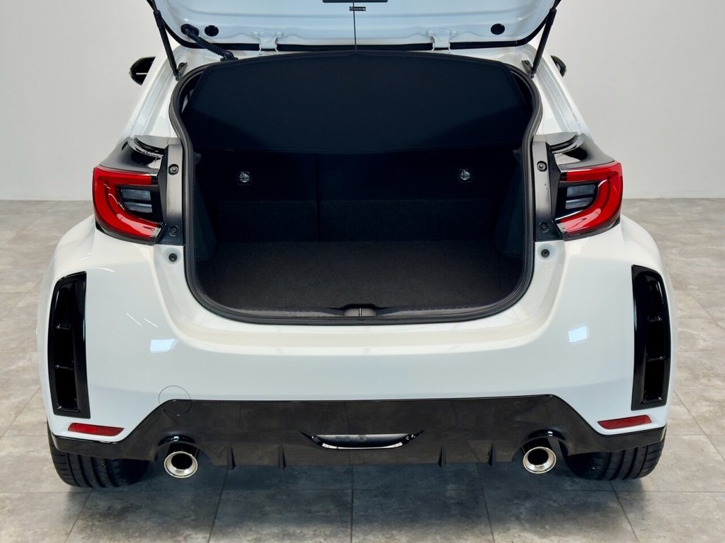 Used Toyota Yaris 2023 for sale - 77507900: Photo 42