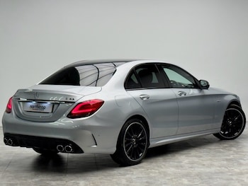 Used Mercedes-Benz C-Class 2019 for sale - 76105743: Photo 2
