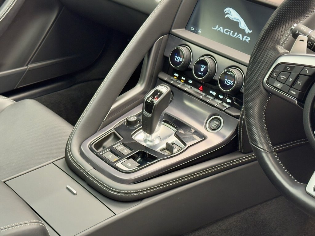 Used Jaguar F-Type 2020 for sale - 76105546: Photo 19