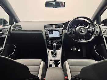 Used Volkswagen Golf 2015 for sale - 75799672: Photo