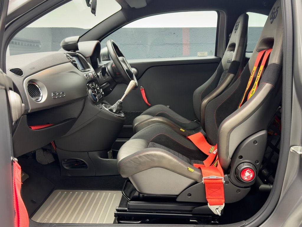 Used Abarth 695 2016 for sale - 76105389: Photo 14