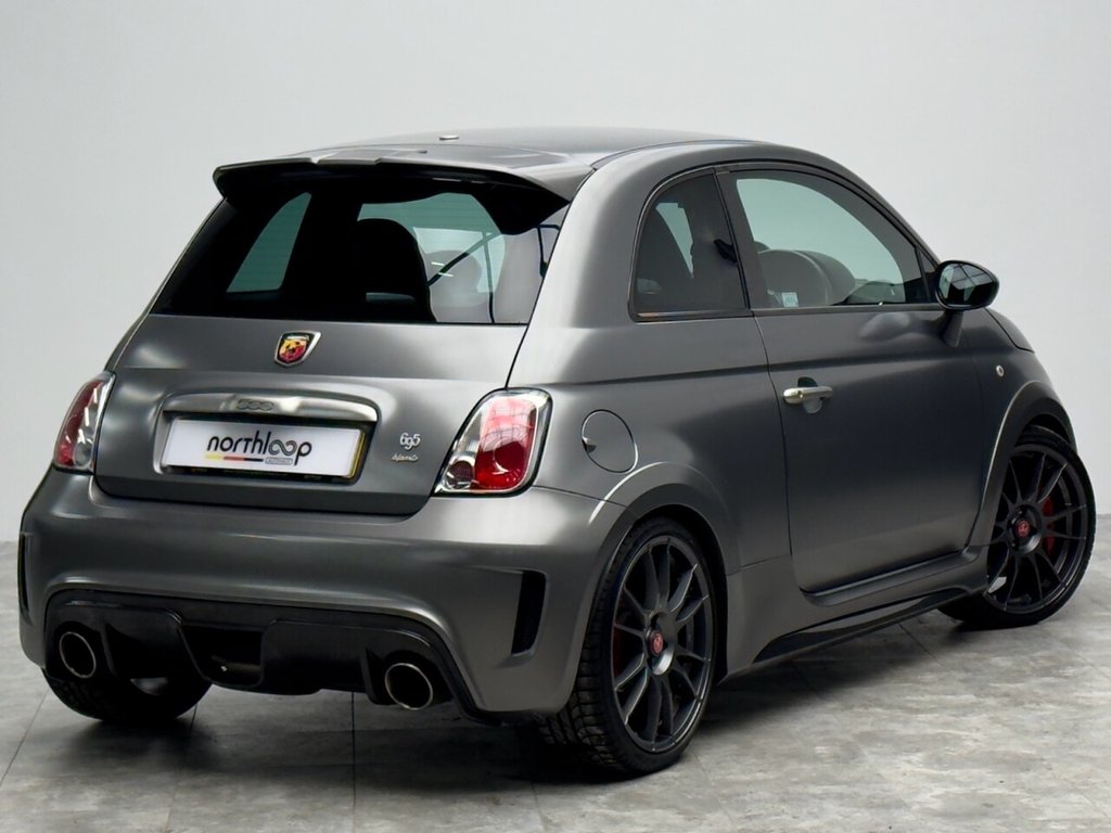 Used Abarth 695 2016 for sale - 76105389: Photo 2