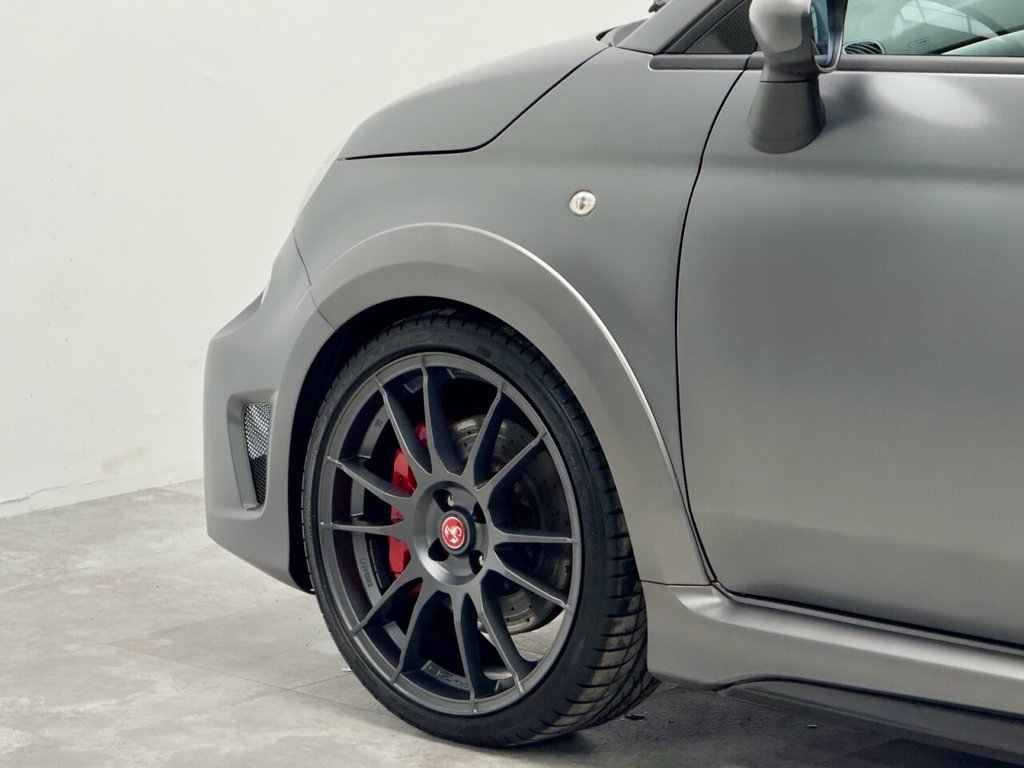 Used Abarth 695 2016 for sale - 76105389: Photo 32