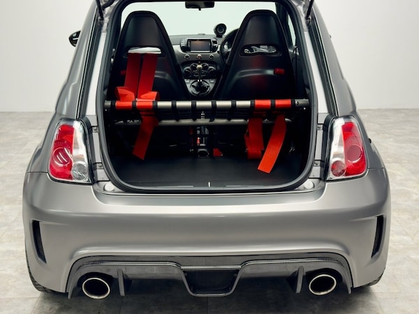 Used Abarth 695 2016 for sale - 76105389: Photo 8