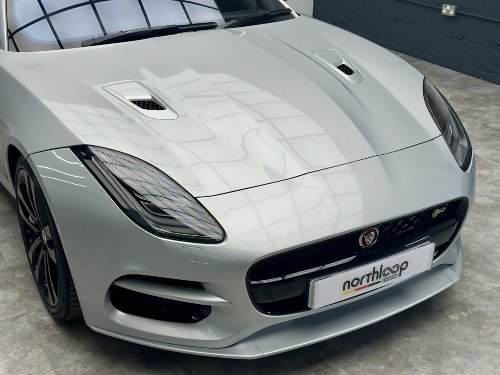 Used Jaguar F-Type 2018 for sale - 76147596: Photo 39