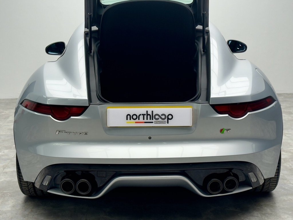 Used Jaguar F-Type 2018 for sale - 76147596: Photo 40