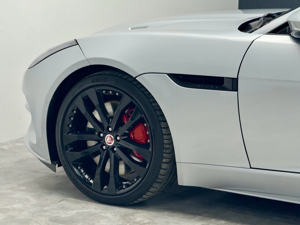 Used Jaguar F-Type 2018 for sale - 76147596: Photo 42