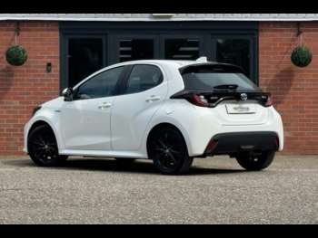 Used Toyota Yaris 2021 for sale - 74675802: Photo