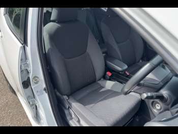 Used Toyota Yaris 2021 for sale - 74675802: Photo