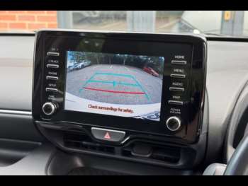 Used Toyota Yaris 2021 for sale - 74675802: Photo