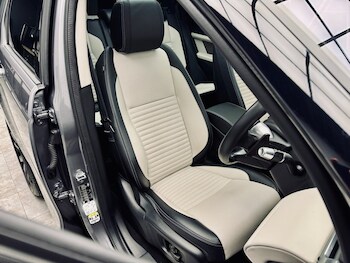 Used Land Rover Discovery Sport 2020 for sale - 77422630: Photo