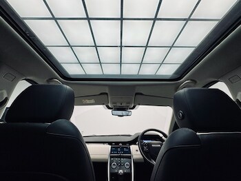 Used Land Rover Discovery Sport 2020 for sale - 77422630: Photo