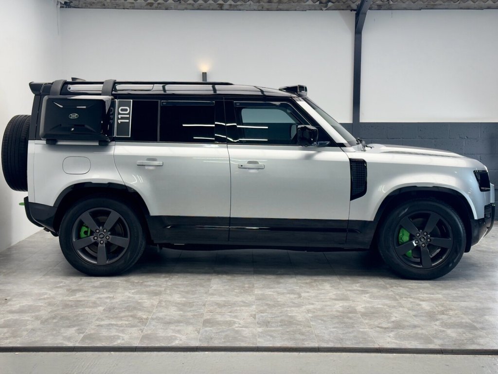 Used Land Rover Defender 2021 for sale - 77355605: Photo 15