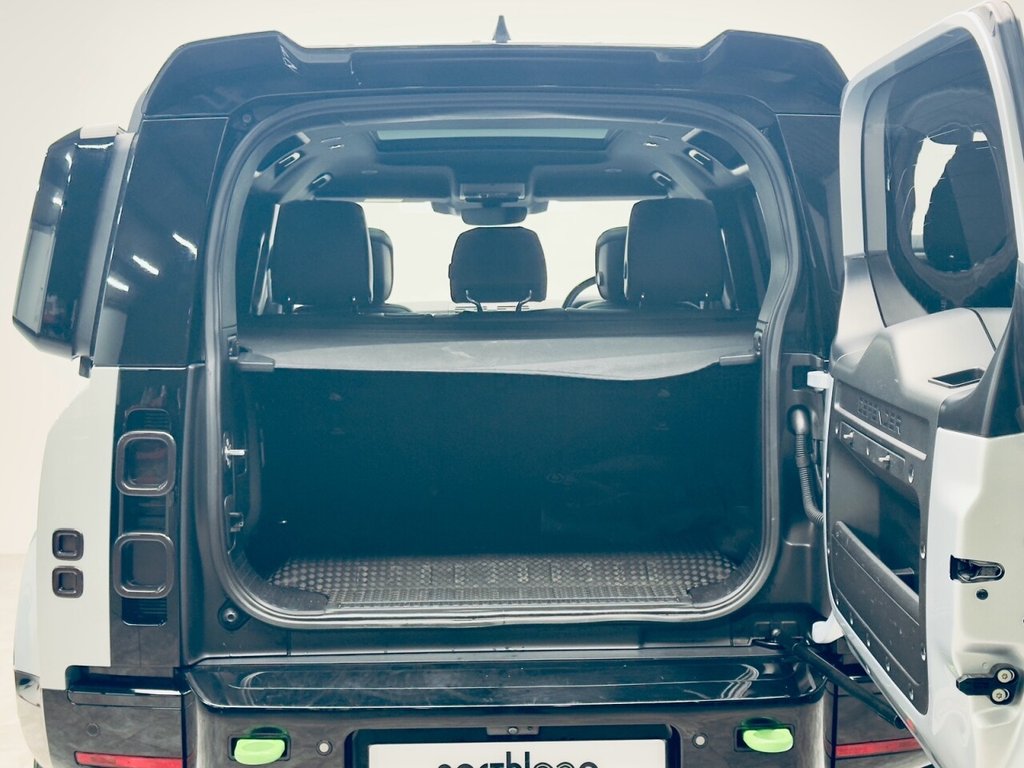 Used Land Rover Defender 2021 for sale - 77355605: Photo 45