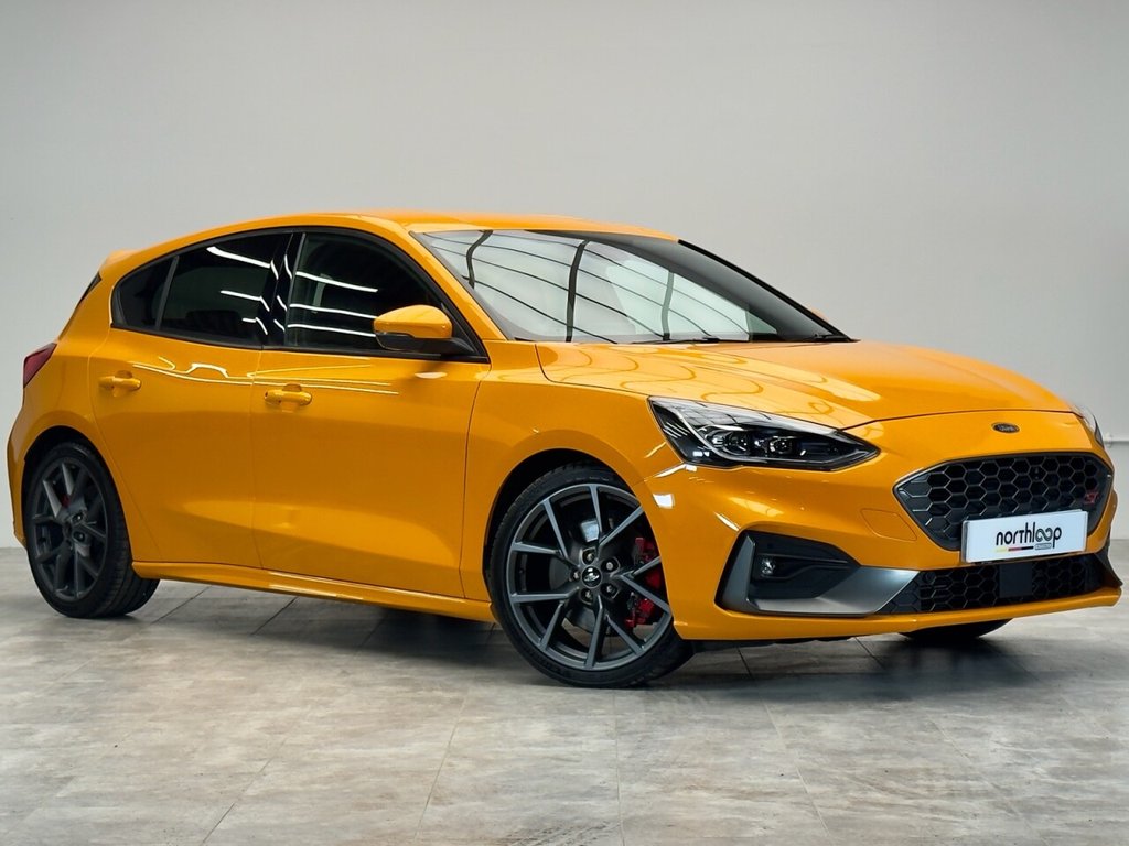 Used Ford Focus 2022 for sale - 76385881: Photo 1