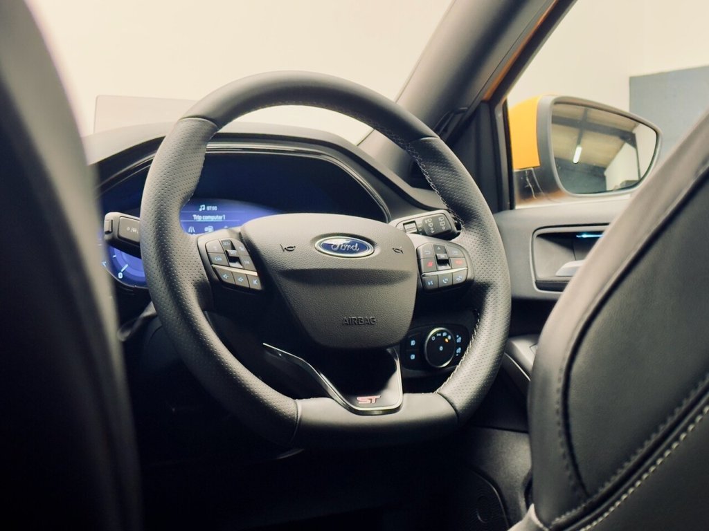 Used Ford Focus 2022 for sale - 76385881: Photo 36