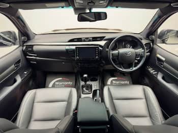 Used Toyota Hilux 2023 for sale - 79737837: Photo