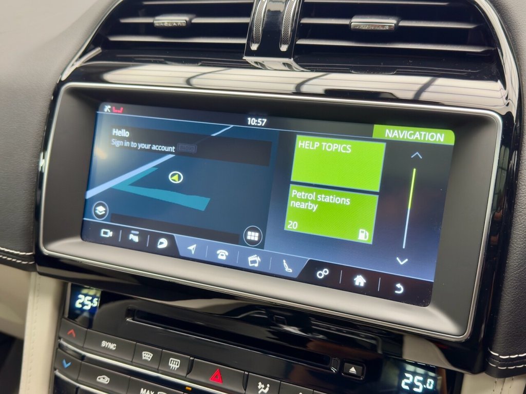 Used Jaguar F-Pace 2019 for sale - 77764763: Photo 29