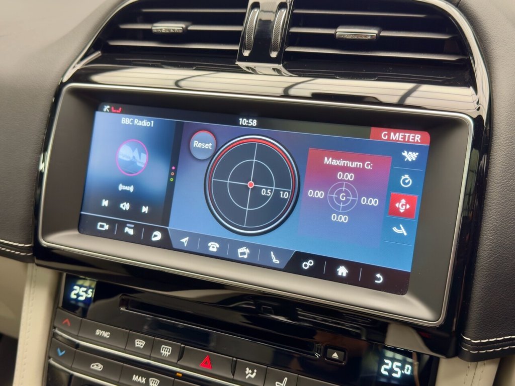 Used Jaguar F-Pace 2019 for sale - 77764763: Photo 37