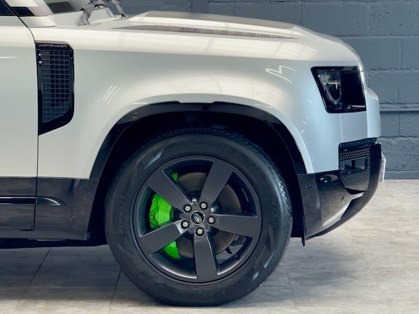 Used Land Rover Defender 2021 for sale - 76105578: Photo 10
