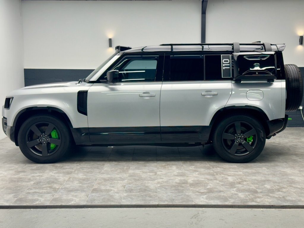 Used Land Rover Defender 2021 for sale - 76105578: Photo 17