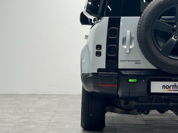 Used Land Rover Defender 2021 for sale - 76105578: Photo 21