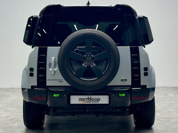Used Land Rover Defender 2021 for sale - 76105578: Photo 8