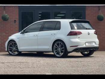 Used Volkswagen Golf 2019 for sale - 74845108: Photo