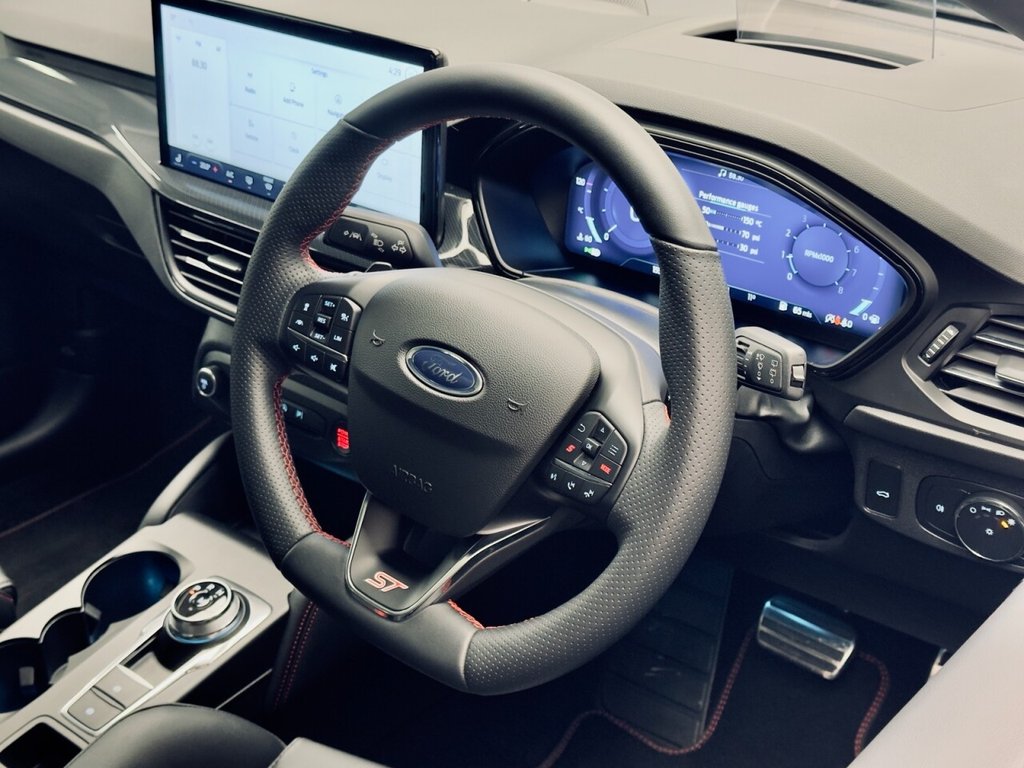 Used Ford Focus 2024 for sale - 77341418: Photo 9