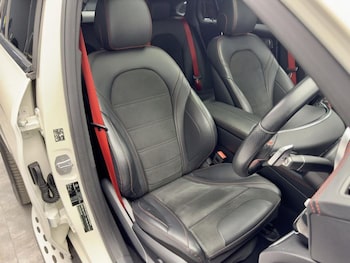 Used Mercedes-Benz GLC 2018 for sale - 75918711: Photo