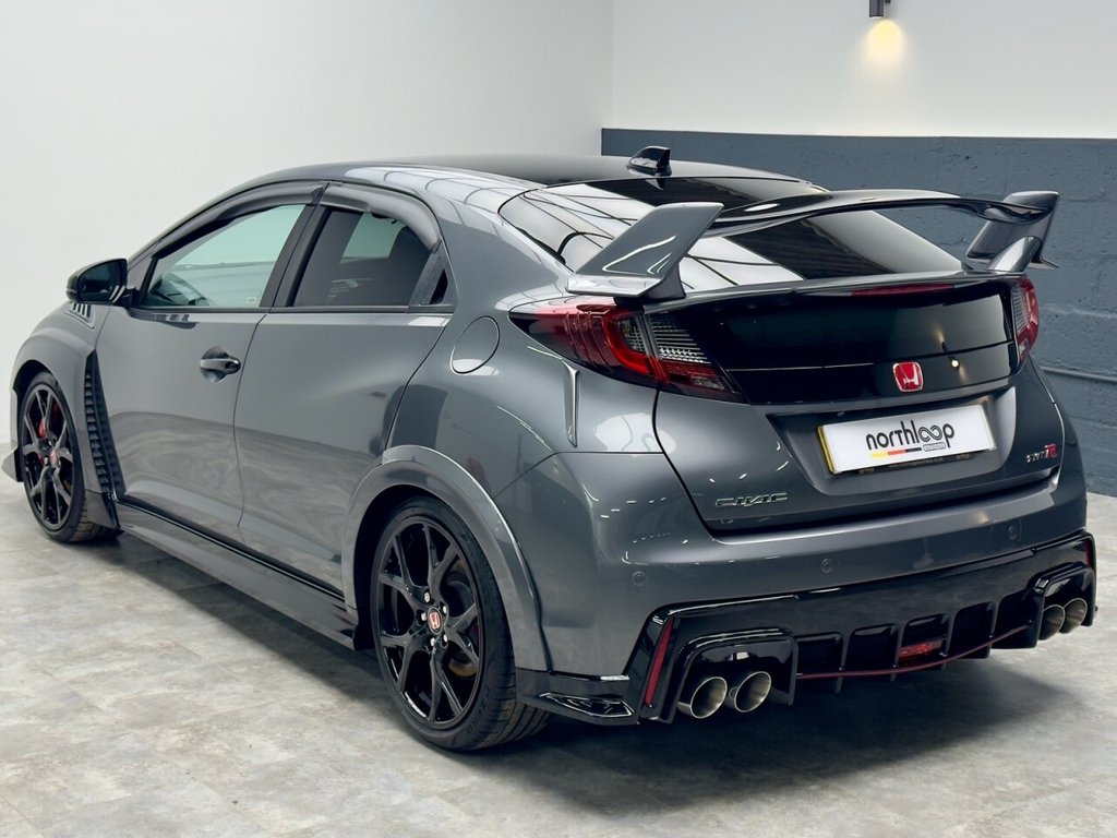 Used Honda Civic 2016 for sale - 76105370: Photo 19