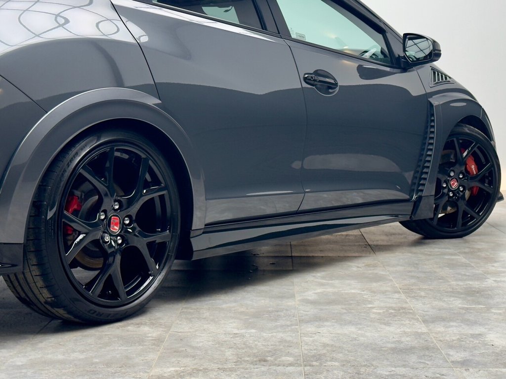 Used Honda Civic 2016 for sale - 76105370: Photo 34