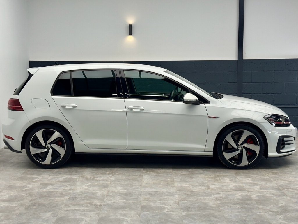 Used Volkswagen Golf 2019 for sale - 77139379: Photo 25