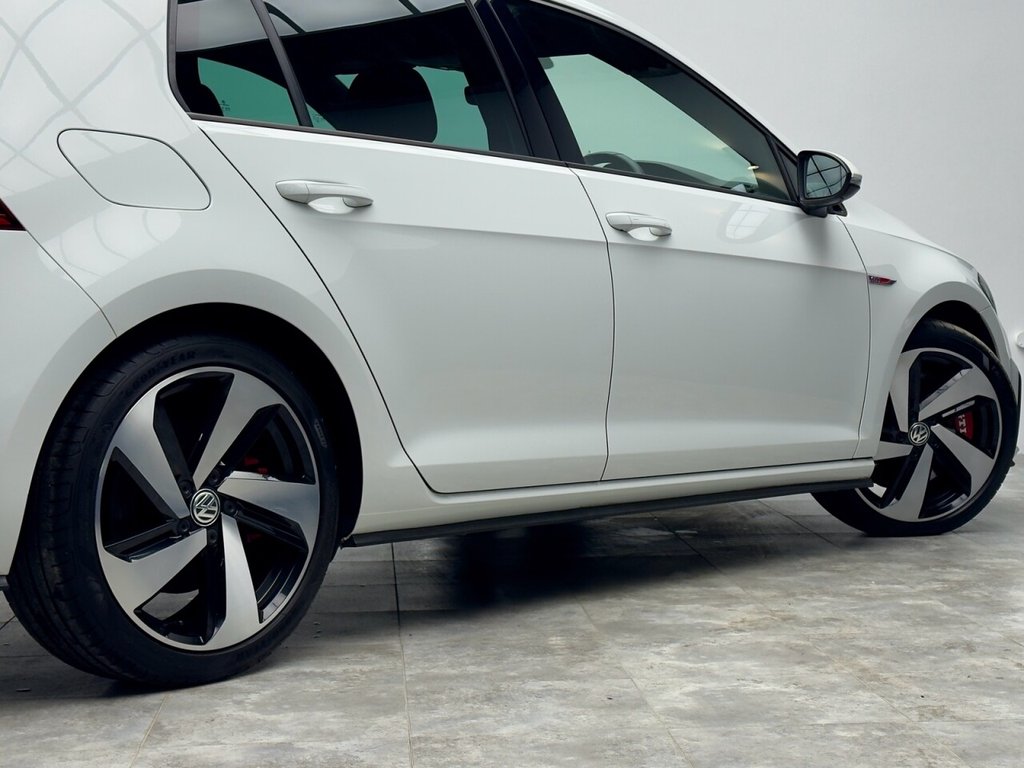 Used Volkswagen Golf 2019 for sale - 77139379: Photo 33