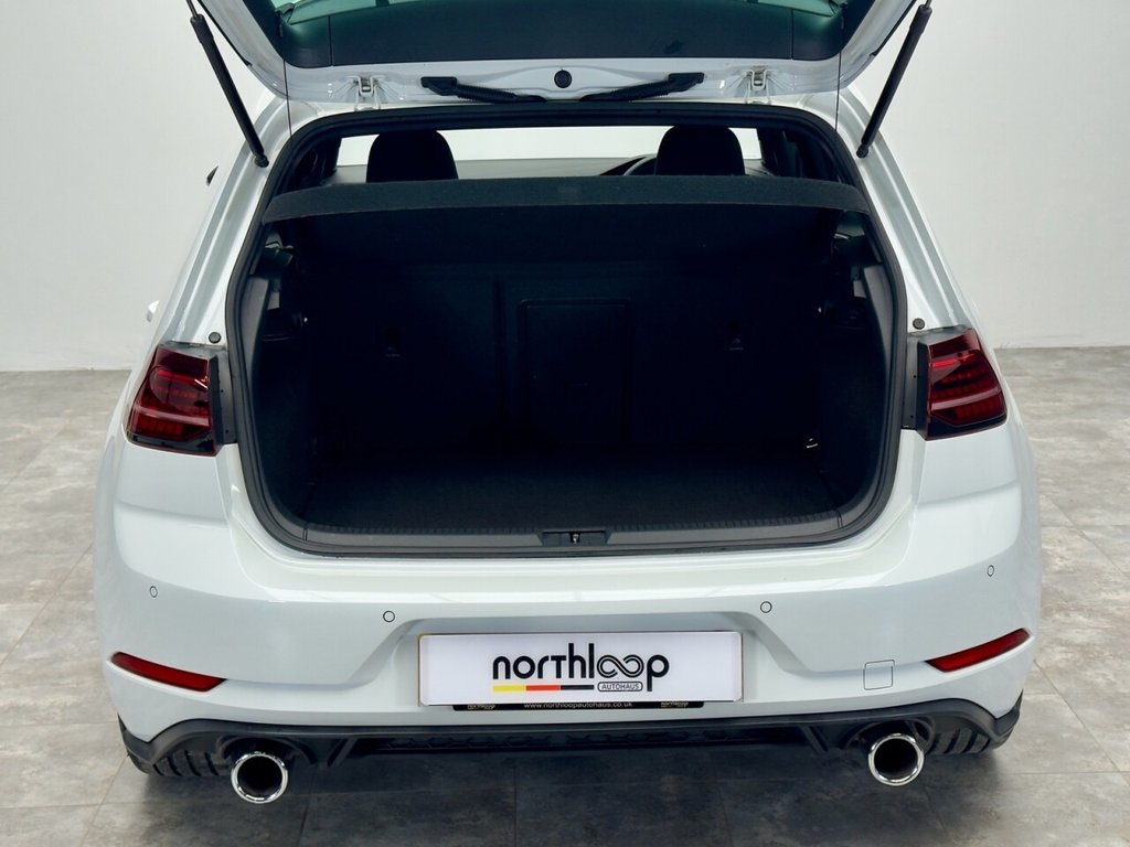 Used Volkswagen Golf 2019 for sale - 77139379: Photo 41