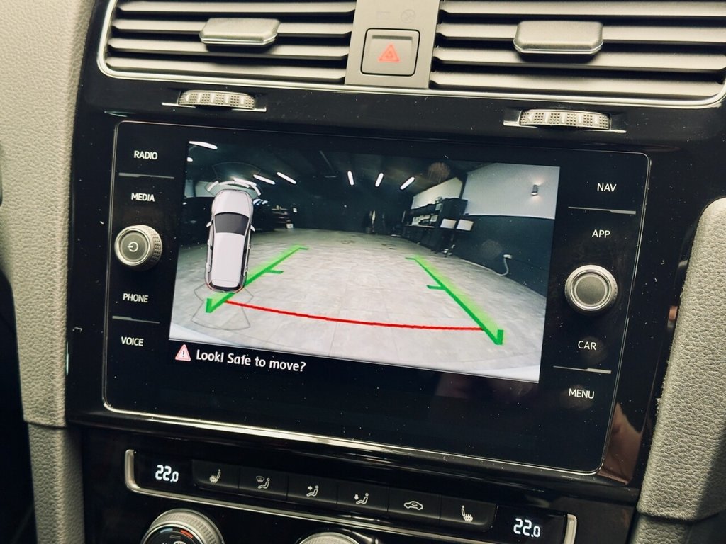 Used Volkswagen Golf 2019 for sale - 77139379: Photo 5