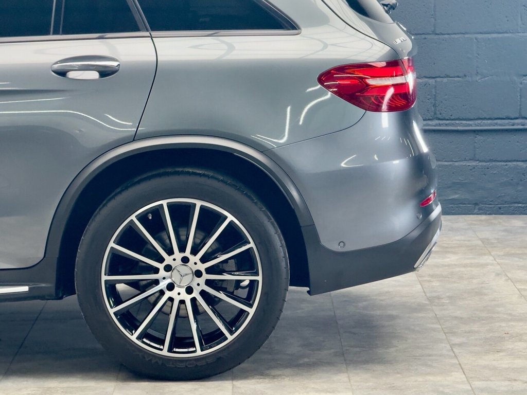 Used Mercedes-Benz GLC 2019 for sale - 76934742: Photo 17