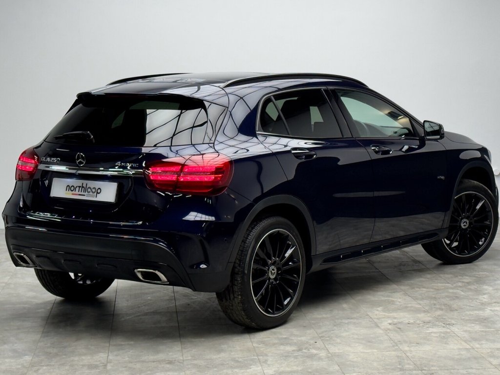 Used Mercedes-Benz GLA 2018 for sale - 76784232: Photo 2