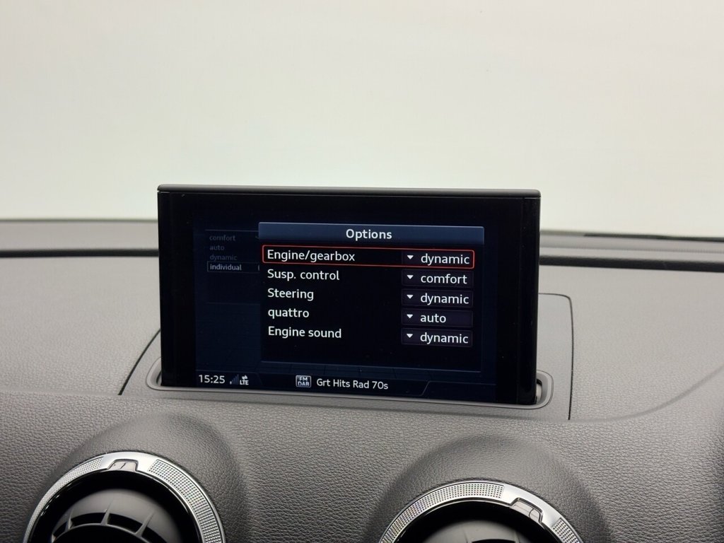 Used Audi RS3 2017 for sale - 77327804: Photo 28