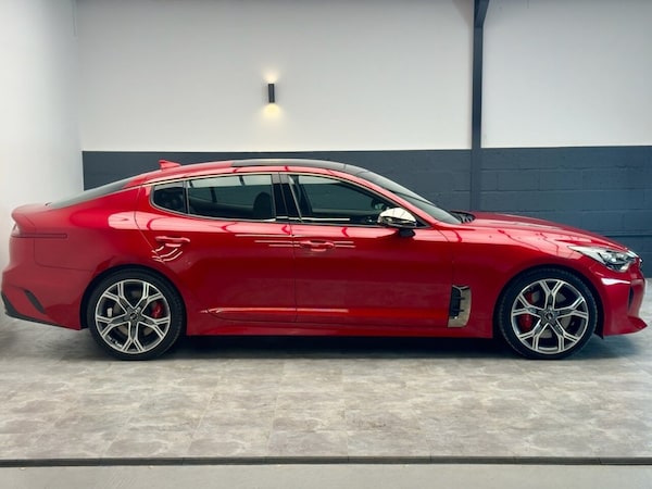 Used Kia Stinger 2017 for sale - 76184957: Photo 20