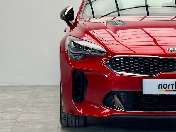 Used Kia Stinger 2017 for sale - 76184957: Photo 21