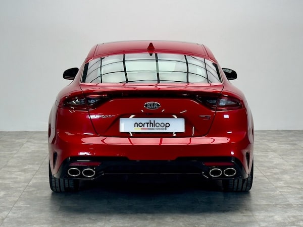 Used Kia Stinger 2017 for sale - 76184957: Photo 23