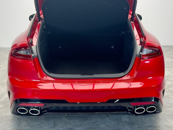 Used Kia Stinger 2017 for sale - 76184957: Photo 39
