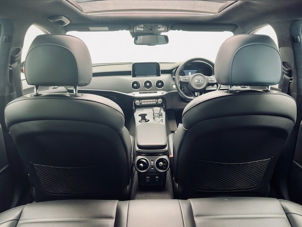 Used Kia Stinger 2017 for sale - 76184957: Photo 40