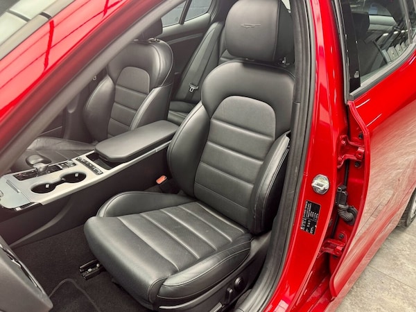 Used Kia Stinger 2017 for sale - 76184957: Photo 41