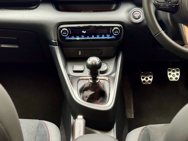Used Toyota Yaris 2022 for sale - 76105544: Photo 16