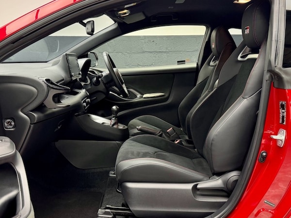 Used Toyota Yaris 2022 for sale - 76105544: Photo 21