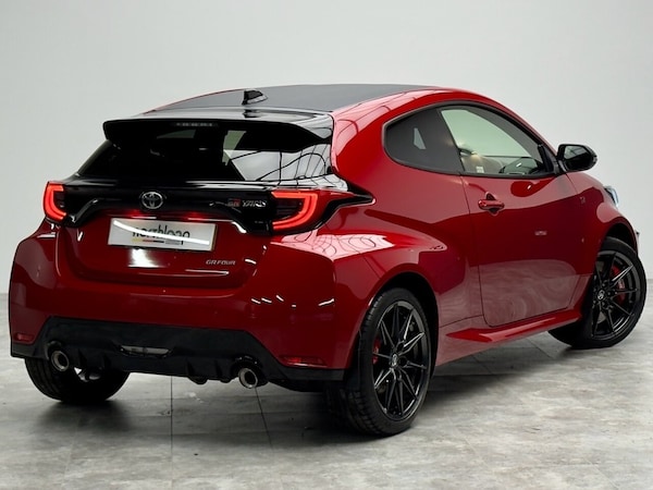 Used Toyota Yaris 2022 for sale - 76105544: Photo 2