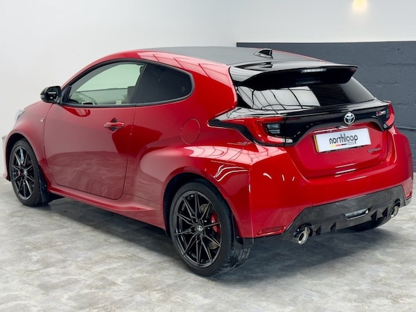 Used Toyota Yaris 2022 for sale - 76105544: Photo 31