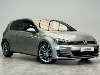 Used Volkswagen Golf 2015 for sale - 75937276: Photo